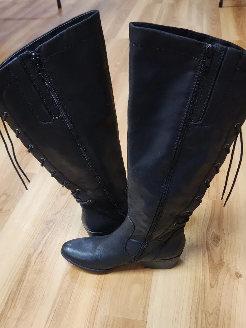 BareTraps GARDYNA Women's Black Knee-High Lace-Up Boots sz. 7.5